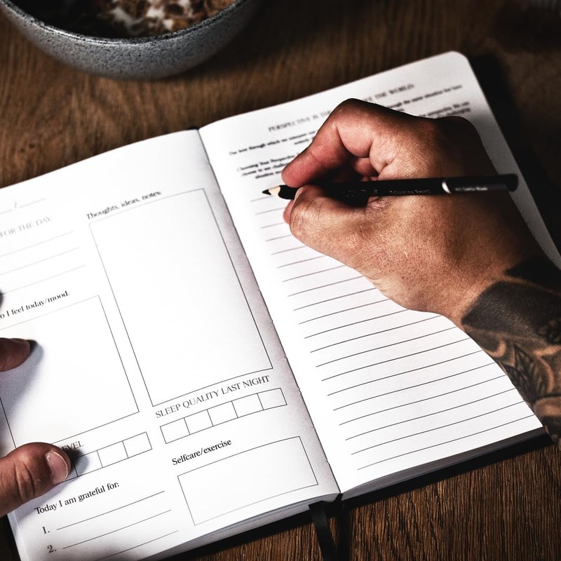 Mindset Journal – A guided A5 journal with daily prompts