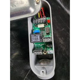 Ameritrol Model: 5189-7452 Flow Switch in Appleton E 121488 Conduit Body