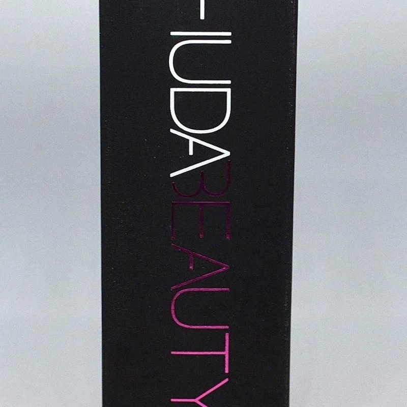 Huda Base Luminosa Mate Huda Beauty 100b Milkshake Makeup Co