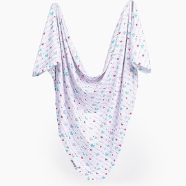 Lars & Lola Cotton Swaddle Blanket, Connected Hearts, Soft Baby Blanket, Unisex, One Size, 31.5 x 31.5 inches, Multicolor, Breathable, Machine Washable