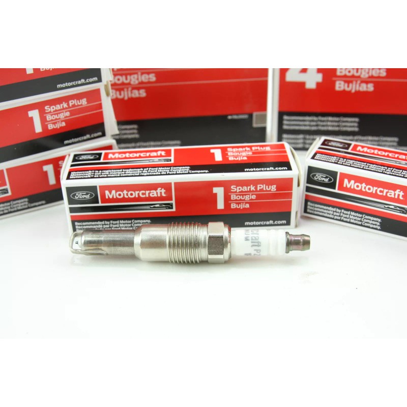 Motorcraft Set of 8 Genuine OEM Motorcraft Platinum Spark Plug