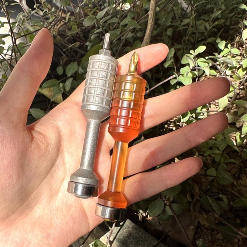 WANERSEN Pocket Screwdriver, EDC Palm Multitool With Spinner Toys, Ended