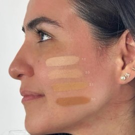 CEIBA Skin Smoothie Base-Corrector, Base de Maquillaje Hidratante Ligera y Construible con Niacinamida, Ácido Hialurónico y Escualano, Acabado Natural