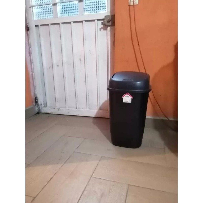 Torosqui Bote De Basura Mediano Con Tapa De Balancin