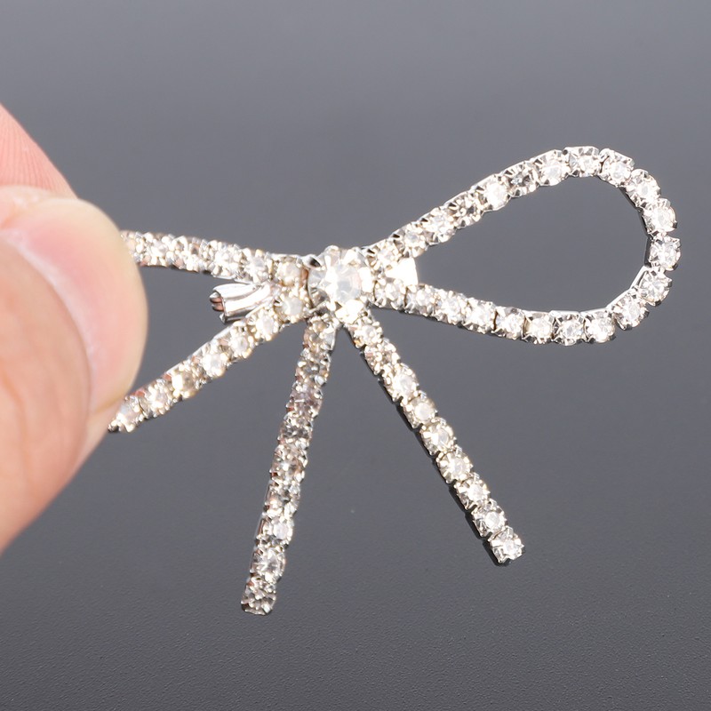 10Pcs Diamond Rhinestone Bow Glass Flash Brooch Claw Chain Suit