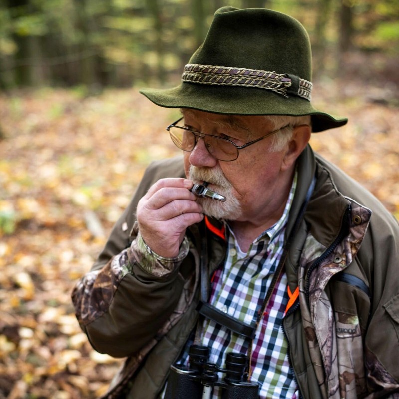 Technoest Call Deer and Fox with Wooden Whistle Noble