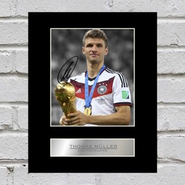 Thomas Müller Signed Mounted Photo Display Germany