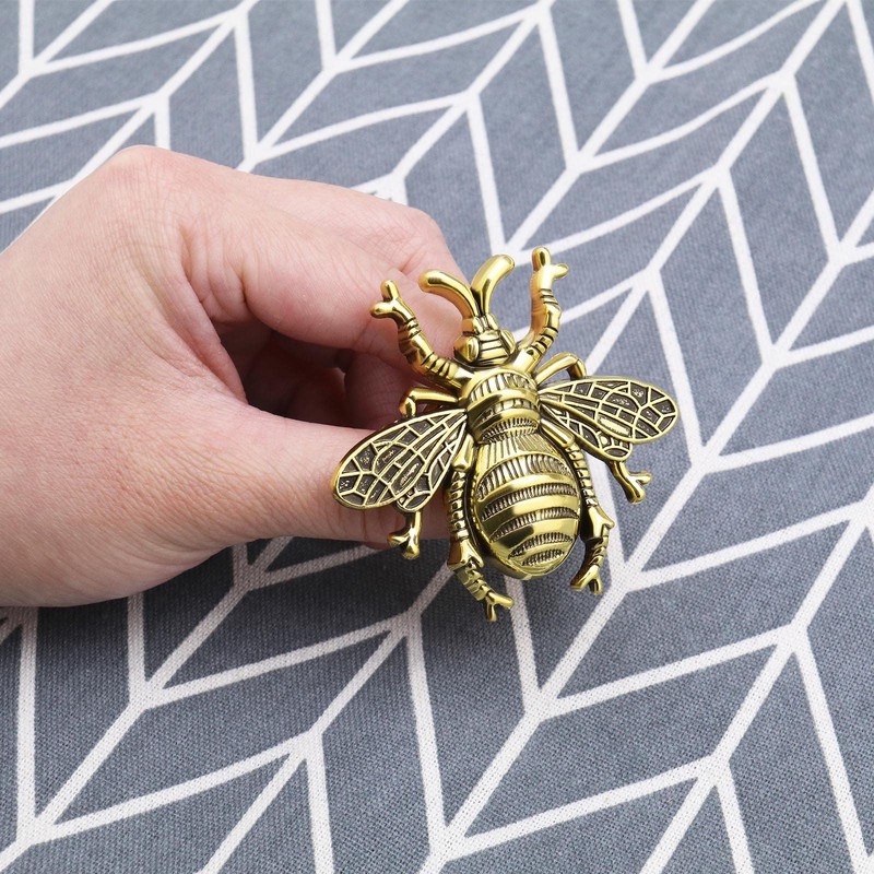 Pack of 2 Metal Knobs with Bee Motif Pull Handles