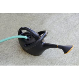 Fiskars Easy Pour Watering Can, 2.6 Gallon
