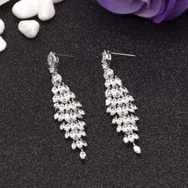 QUKE Bright Zirconia Austrian Crystal Chandelier Dangle Long Drop Chain Wedding Earrings For Women Girls Brides Jewellery