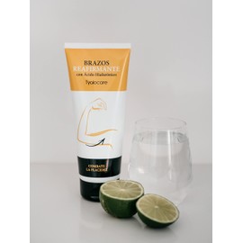 Tyalocare Reafirmante de Brazos - Crema Hidratante con Efecto Estilizador del Perfil de los Brazos y Refirmante Frente al Descolgamiento, Blanco, 225 Mililitros