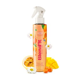 BLENDIT Golden Blend Detangling Spray – Hydrating & UV Protectant for Hair, with Chamomile, Passion Fruit, and Goldenberry – Softens, Adds Shine, and Controls Frizz – Vegan – 250ml