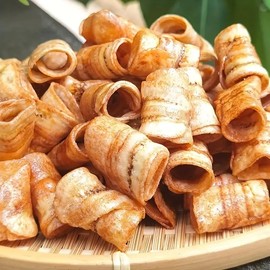 Tom Yum Goong Dai Style Banana Crisps, Crispy Banana Crisps, Healthy Banana Chips Dried Slices, 100% Dry Bananas Fruit Chips 150g/ 5.3oz Non Fried Banana Crisps