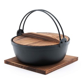 Happy Sales HSSN-MDP85, Japanese Design Cast Iron Nabe Sukiyaki Nabemono Hot Pot With Wooden Lid, 58 fl.oz.