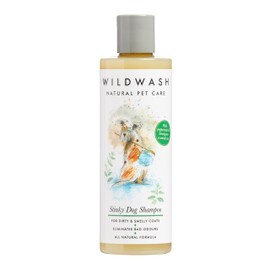 WildWash Stinky Dog Shampoo 250ml - Lemongrass and Peppermint Remove Even the Worst Odours, Even Fox Poo, Leaves the Coat with Incredible Shine - Natural, Sulphate and Paraben-Free for Sensitive Skin