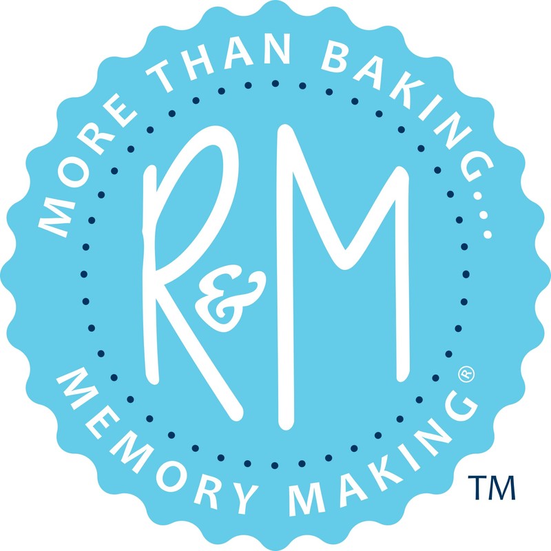 R&M Christmas Stocking Cookie Cutter, 3.75 Inch Stainless Steel