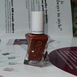 Essie Gel Couture sewed in 406 0.46 oz