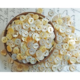 50 Vintage 1940s Diminutive Fish Eye Cat Eye Mother of Pearl Buttons ~ 3/8"