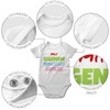 Geschenk mit Namen personalisiert by Shirtracer - Baby Bodysuit Boy