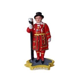 Beefeater Fridge Magnet - Yeoman Warder Tower of London Tour British Souvenir from England UK