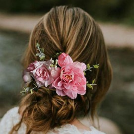 FANGSEN Pink Pink Artificial Rose & Freesia Hair Comb - Handmade Bridal Hair Accessories for Weddings, Proms, Parties | Elegant Flower Comb for Brides, Bridesmaids & Girls Silver