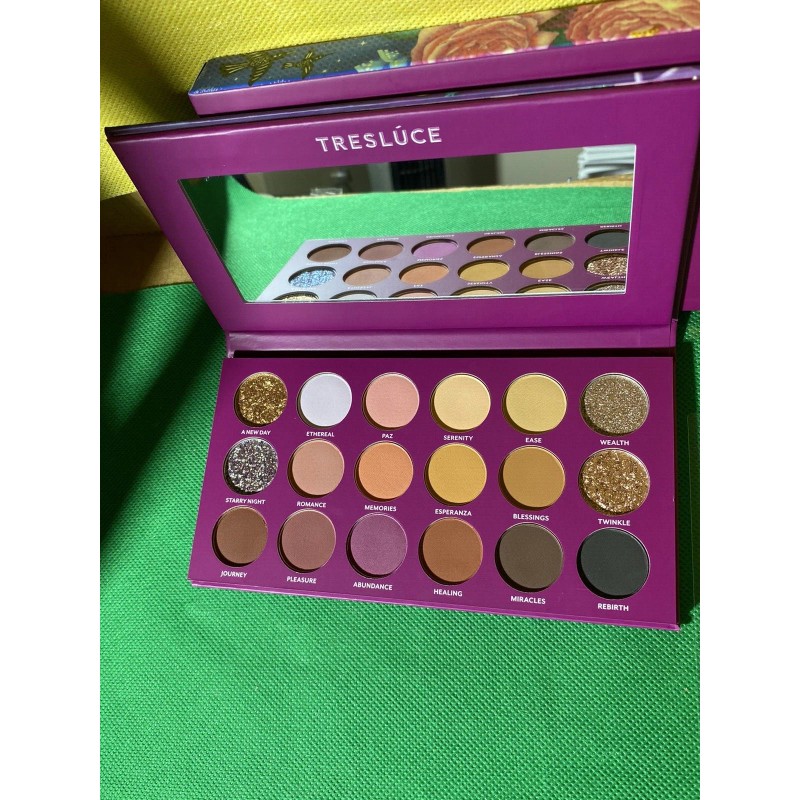 Tresluce Beauty Midnight Deseos 18-shade Eyeshadow Shadow Palette New In