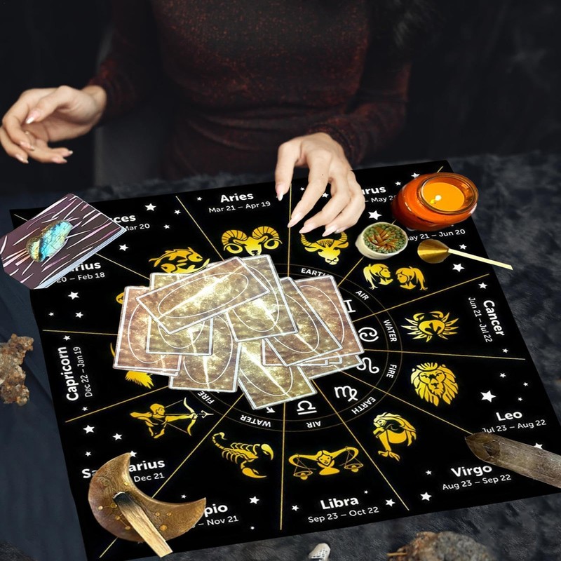 Tarot Table Cloth | 19.68x19.68in Square Velvet Tarot Tablecloth |