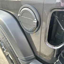 NAIS Black Fuel Filler Door Gas Tank Cap Cover Accessories For 2018+ JEEP Wrangler JL