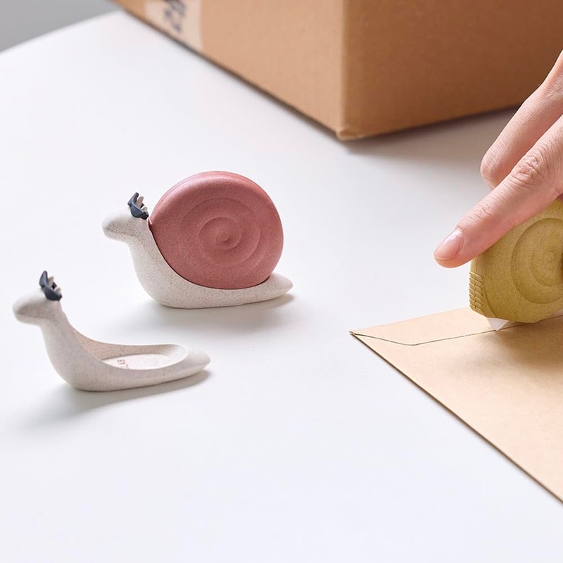 Snail Unboxing Cutter - Sustainable Ceramic Blade Box Cutter (Green)