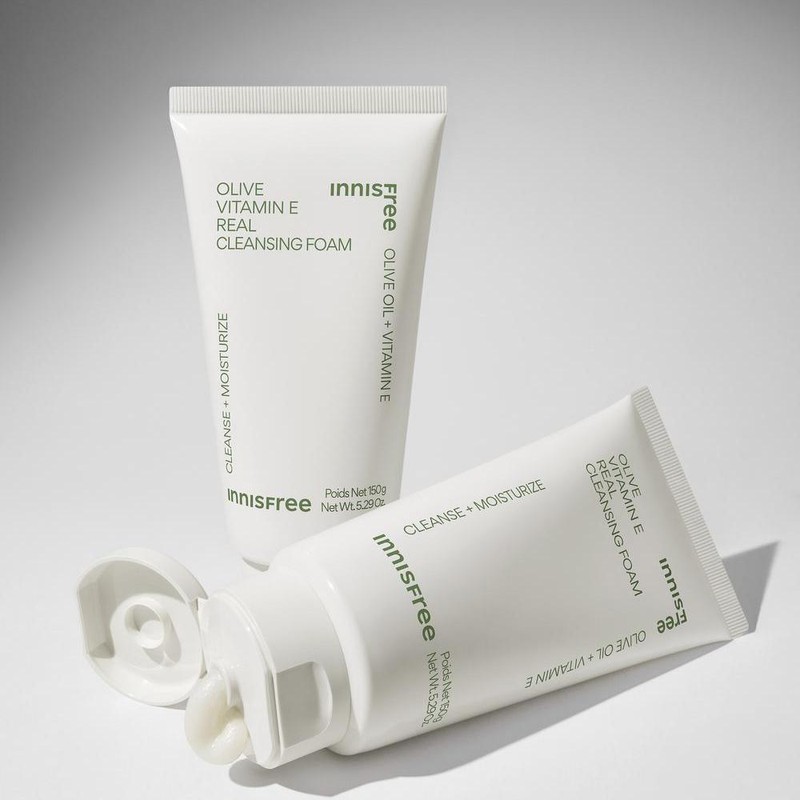 Innisfree [이니스프리]올리브 비타민 E 리얼 클렌징폼 [Innisfree] Olive Vitamin E