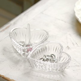 LOULIQIGIFT 3.1in Crystal Jewelry Tray Set of 2 Heart-shaped Jewelry Dishes Trinkets Ring Tray Home Table Decor for Women (Clear)