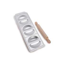 Imperia Raviolamp Classica line. Ravioli moulds. 100% made in Italy. Accessories for pasta machines. Aluminium pasta cutter for fresh pasta. With rolling pin.