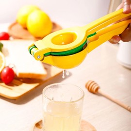 Metal 2-In-1 Lemon Squeezer，Small Handheld Juicer for Soft-Skinned Fruits like Lemons and Oranges