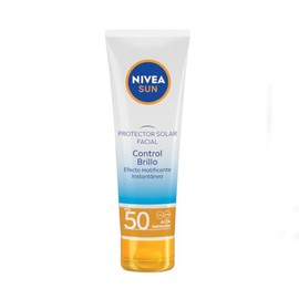 NIVEA SUN Protector Solar Facial Control Brillo Con Efecto Matificante Instantáneo y Protección Muy Alta De FPS50 50ml.Textura Ligera y Sin Sensación 