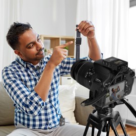 COMICA BoomX-D PRO D1 One-Trigger-One 2.4G Dual-Channel Wireless Microphone System Built-in 8G Memory Card Digital & Analog Output Modes 100M Effective Range  for DSLR Mirrorless Cameras Smartphones Computers