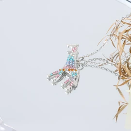 AHAETH Giraffe Gifts for Women Adults Girrafe Mom Lovers Birthday Girrafee Themed Jewelry Giraffe Necklace