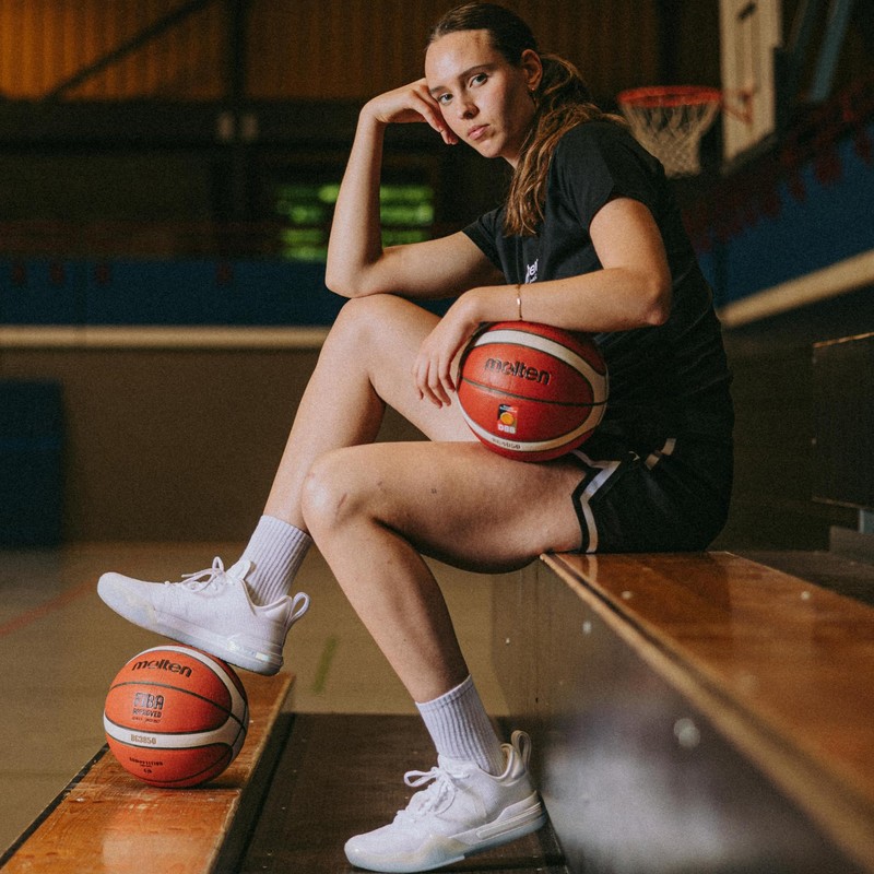 Molten B6D3500 Basketball Outdoor Basketball