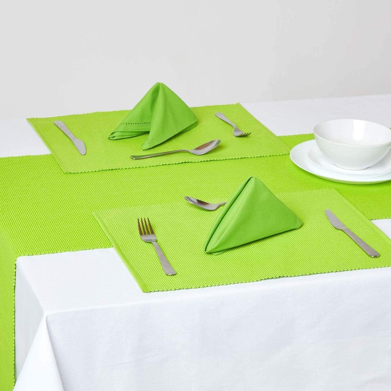 HOMESCAPES - Set of 4 - Napkins - Lime Green