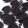 60 botones negros – 1 pulgada de resina de plástico