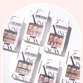 GZMAYUEN Pack of 30 Glue-On Toenails, False Nails with Full Coverage, French Short Square Toenails for Gluing, Nude Pink Toenail Tips