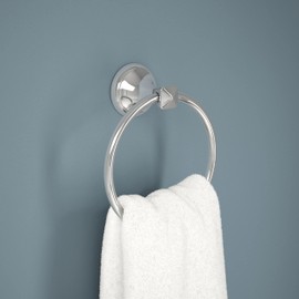 Esato Towel Ring in Chrome