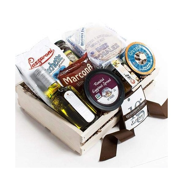 igourmet Mediterranean Gourmet Gift Basket - Incorporating luxury food delicacies from Italy, Greece, Morocco and Spain