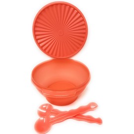 Tupperware 17 Cup Servalier Salad Serving Bowl in Orange