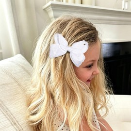 PABOBIT 2PCS Grosgrain Ribbon Hair Bows for Girls, 5 Inch Aligator Bow Clips, No-Slip Bow for Hair, Solid Color Hair Accessories for Girls,Toddlers, Kids and Teens- White