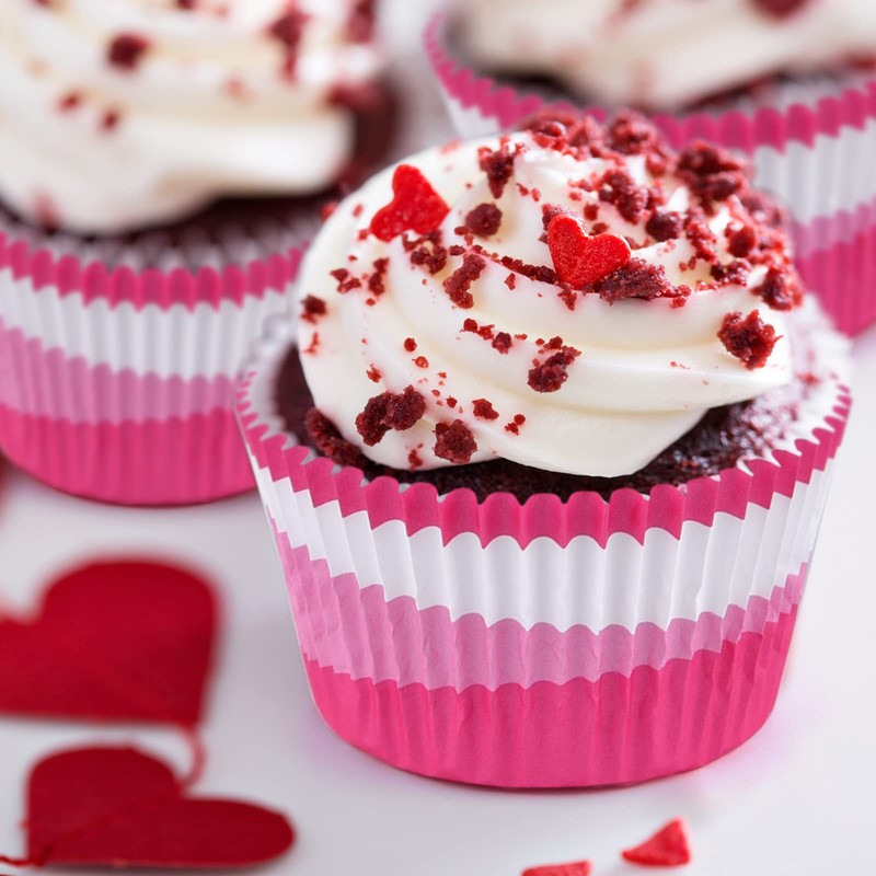 ELECLAND 600 Pcs Valentine's Day Cupcake Liners Baking Muffin Paper