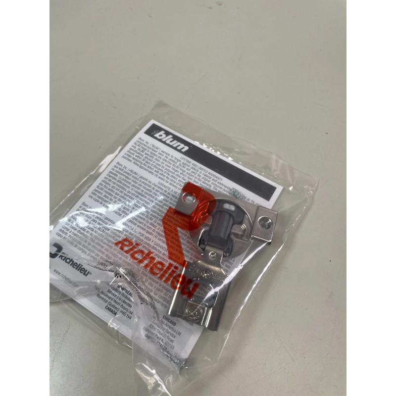 Richelieu BLUM 1/2" Overlay Soft-Close Cabinet Hinge BP38N355B08180