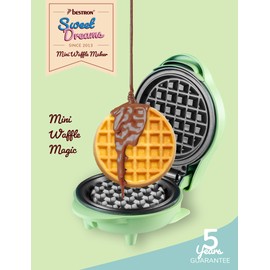 Bestron Mini Waffle Iron for Classic Waffles, Small Waffle Maker with Non-Stick Coating, for Children's Birthdays, Family Parties, Easter or Christmas, Retro Design, Colour: Matte Mint