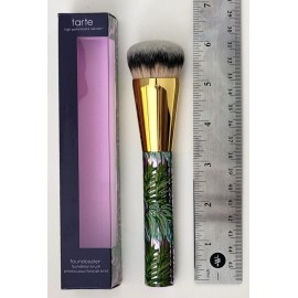 TARTE FOUNDCEALER Foundation Brush (NEW IN BOX)