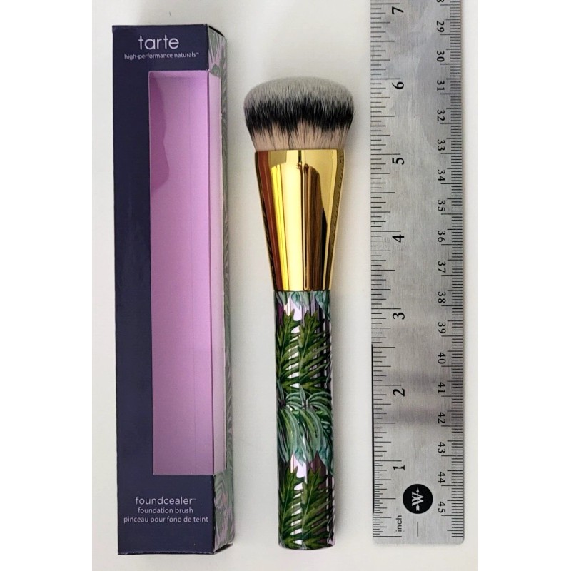 TARTE FOUNDCEALER Foundation Brush (NEW IN BOX)