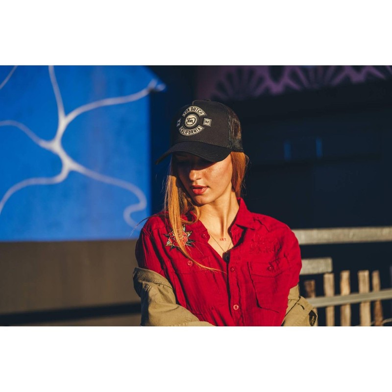 Von Dutch Men's and women's adjustable cap, trucker cap, comfortable,